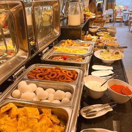 Old Town Point & Ξενοδοχείο Αττάλεια