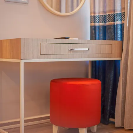 Old Town Point & Ξενοδοχείο Αττάλεια