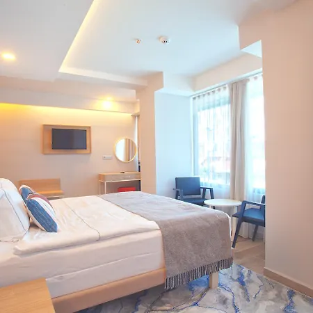 Old Town Point & Otel