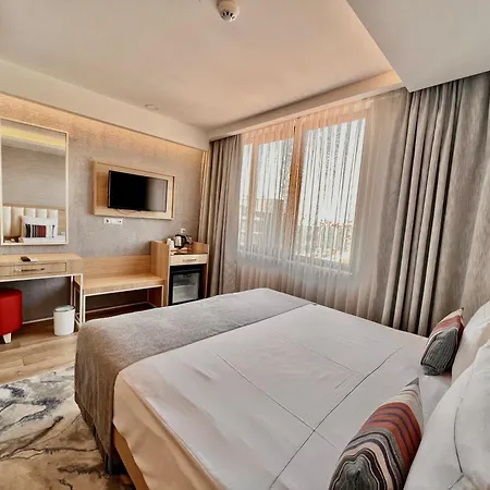 Hotel Old Town Point & 4*