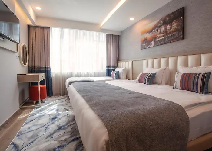 Old Town Point & Otel