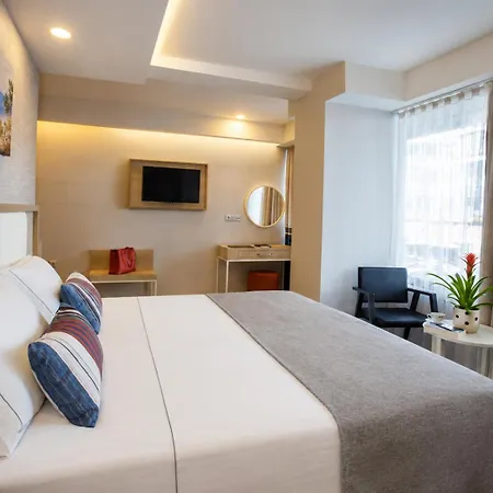 Hotel Old Town Point &