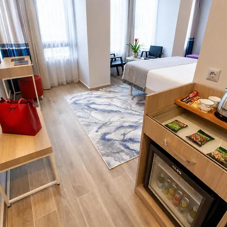 Old Town Point & Hotel 4*