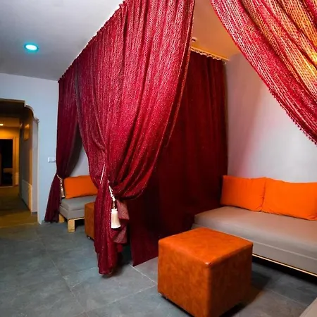 Hotel Old Town Point &