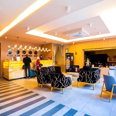 Old Town Point & Hotel 4*