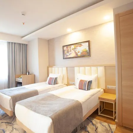 Old Town Point & 4* Antalya