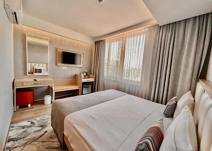 מלון Old Town Point & 4*