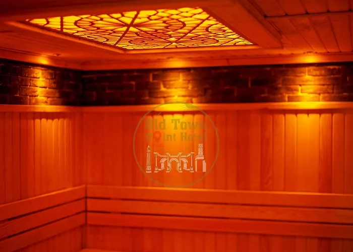 מלון Old Town Point & 4*